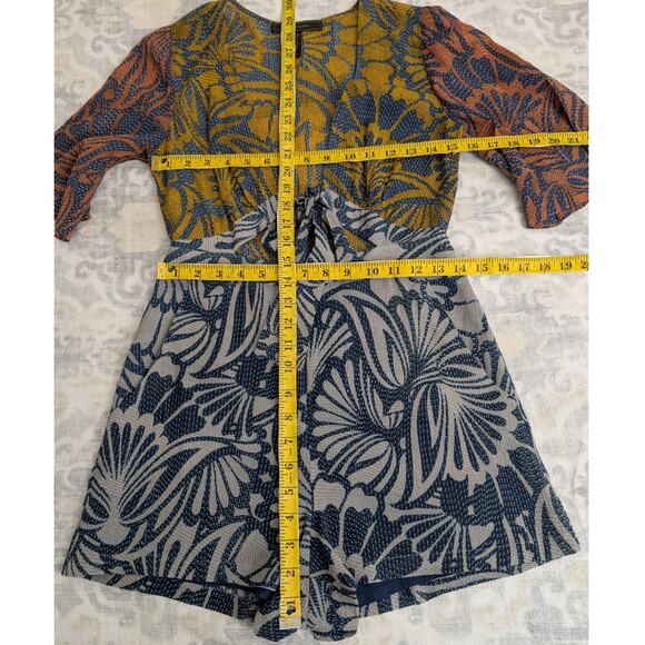 BCBGMAXAZRIA Ivy Cotton Silk Blocked Floral Print Tie Front Romper Size XS - Picture 11 of 13